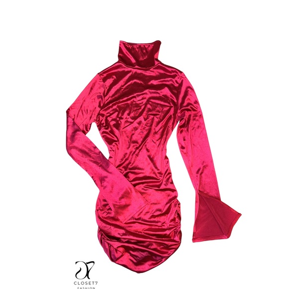Forever 21 Pink Velvet Mini Dress - Picture 1 of 2
